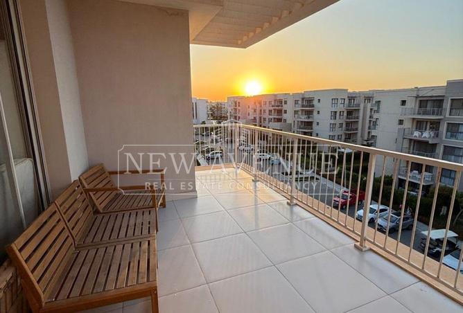 98008807 - Property Image 2