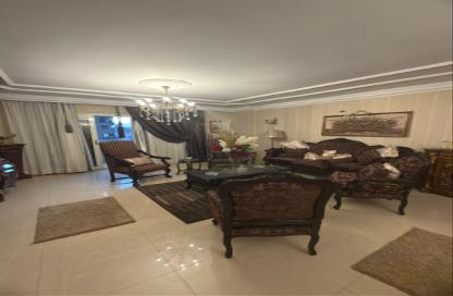 Apartment - 2 Bedrooms - 3 Bathrooms for sale in Mosadak St. - Dokki - Giza