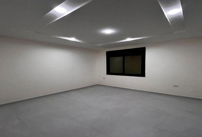 8615455 - Property Image 2