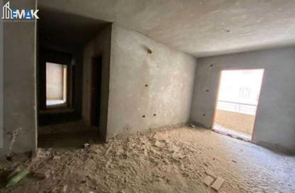 Apartment - 3 Bedrooms - 3 Bathrooms for sale in Bait Alwatan - New Obour City - Qalyubia