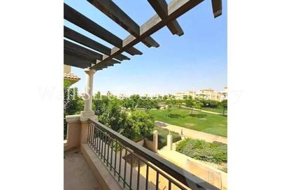 Apartment - 2 - 1 for sale in Greens - Hyde Park - New Cairo City - Cairo