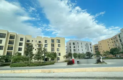 Apartment - 4 Bedrooms - 4 Bathrooms for sale in O West - 6 October Compounds - 6 October City - Giza