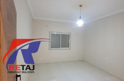 Apartment - 3 Bedrooms - 2 Bathrooms for rent in North Lotus - El Lotus - New Cairo City - Cairo