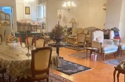 Apartment - 4 Bedrooms - 3 Bathrooms for sale in Mohammed Al Maqref St. - 6th Zone - Nasr City - Cairo