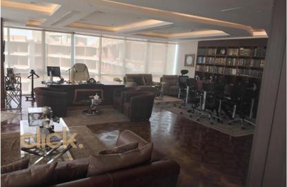 Office Space - Studio - 2 Bathrooms for sale in 90 Street - The 5th Settlement - New Cairo City - Cairo