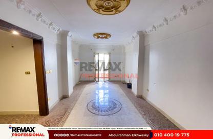 Apartment - 3 Bedrooms - 2 Bathrooms for sale in Abdelhamid Al Abady St. - Roushdy - Hay Sharq - Alexandria
