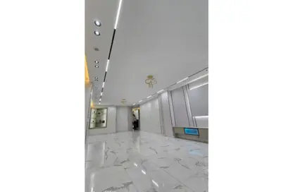 شقة - 3 غرف نوم - 2 حمامات للبيع في البوابة الثانية - احمس - حدائق الاهرام - الجيزة