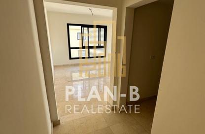 Apartment - 3 Bedrooms - 3 Bathrooms for sale in O West - 6 October Compounds - 6 October City - Giza