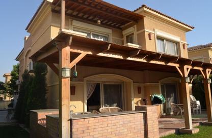 Villa - 5 Bedrooms - 5 Bathrooms for sale in Stone Park - 5th Settlement Compounds - The 5th Settlement - New Cairo City - Cairo