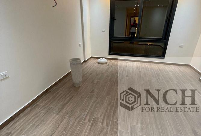 67221654 - Property Image 3