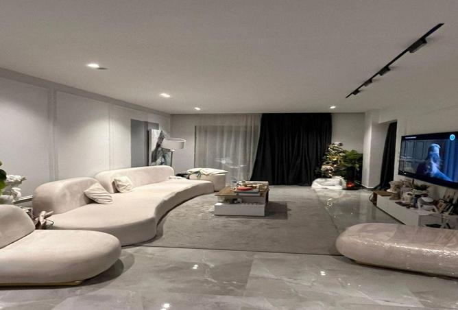 70627360 - Property Main Image