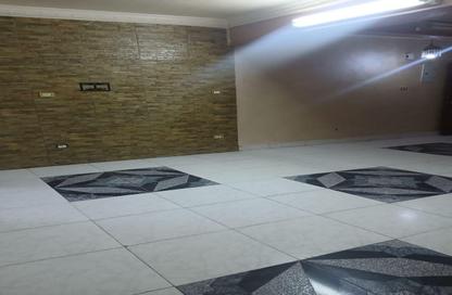 Apartment - 3 Bedrooms - 1 Bathroom for rent in Abd Al Aziz Al Beshri St. - El Mahkama Square - Heliopolis - Masr El Gedida - Cairo