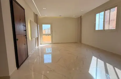 Apartment - 3 Bedrooms - 2 Bathrooms for sale in Abdel Salam Amin St. - 2nd District - 6 October City - Giza
