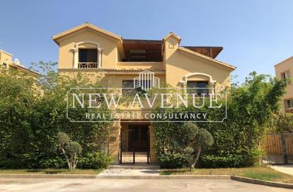 Villa - 7 Bedrooms - 5 Bathrooms for sale in Katameya Hills - 5th Settlement Compounds - The 5th Settlement - New Cairo City - Cairo