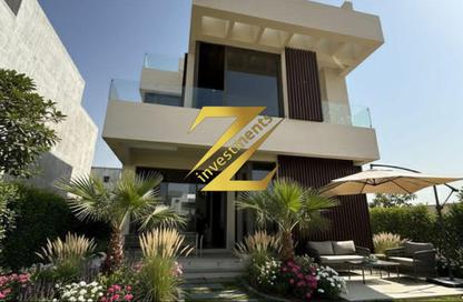 Villa - 4 Bedrooms - 3 Bathrooms for sale in The Crest - 5th Settlement Compounds - The 5th Settlement - New Cairo City - Cairo Villa - 4 Bedrooms - 3 Bathrooms for sale in The Crest - 5th Settlement Compounds - The 5th Settlement - New Cairo City - Cairo