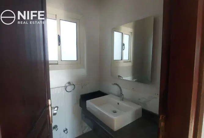 102632324 - Property Image 2