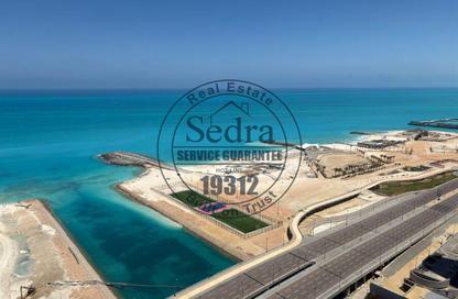 Apartment - 2 Bedrooms - 2 Bathrooms for sale in North Edge Towers - New Alamein City - Al Alamein - North Coast