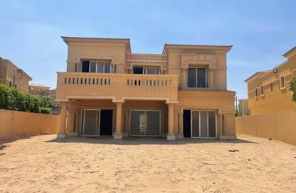 Villa - 5 - 6 for sale in Royal Meadows - Sheikh Zayed Compounds - Sheikh Zayed City - Giza