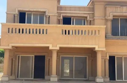 فيلا - 5 غرف نوم - 6 حمامات للبيع في رويال ميدوز - كمبوندات الشيخ زايد - الشيخ زايد - الجيزة