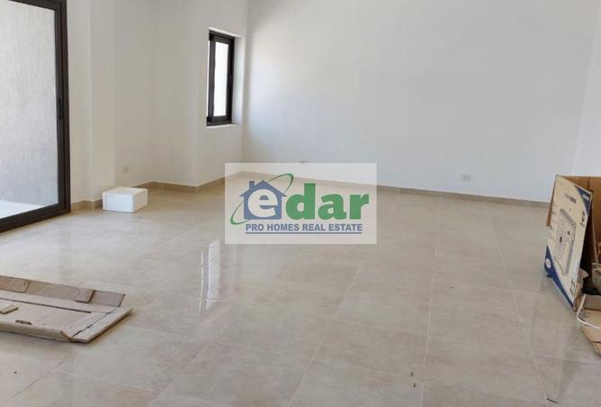 83674982 - Property Main Image
