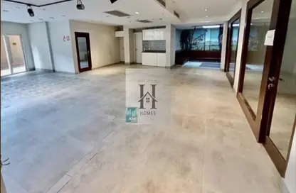 مساحات مكتبية - 3 غرف نوم - 3 حمامات للايجار في كمبوند اي شيراتون - شيراتون المطار - النزهة - القاهرة مساحات مكتبية - 3 غرف نوم - 3 حمامات للايجار في كمبوند اي شيراتون - شيراتون المطار - النزهة - القاهرة