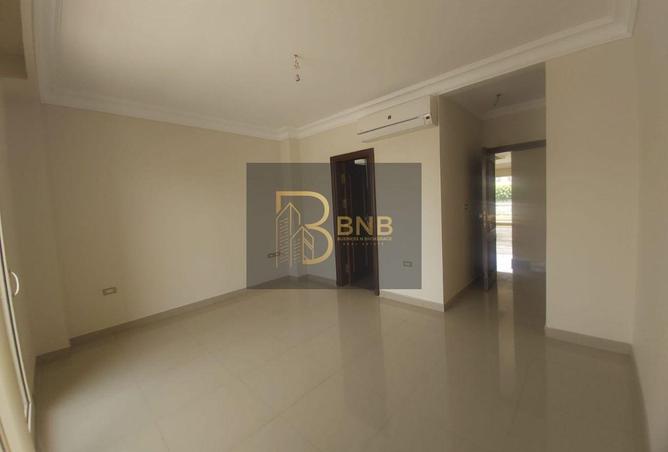 64389677 - Property Image 3