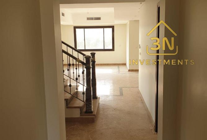 2OlzUiVK6PA - Property Image 3