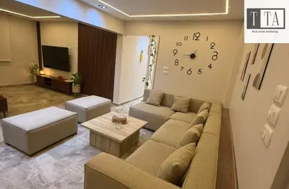 Apartment - 2 Bedrooms - 2 Bathrooms for rent in Al Hegaz St. - El Mahkama Square - Heliopolis - Masr El Gedida - Cairo