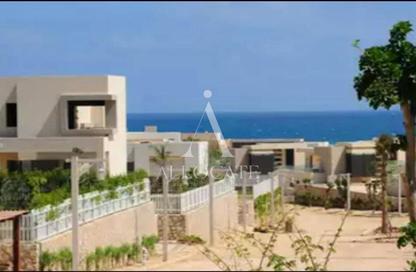 Chalet - 2 Bedrooms - 2 Bathrooms for sale in Hacienda West - Ras Al Hekma - North Coast