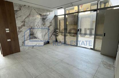 Restaurant - Studio - 2 Bathrooms for rent in North Lotus - El Lotus - New Cairo City - Cairo