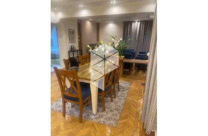 Apartment - 2 Bedrooms - 2 Bathrooms for rent in Abou Al Feda St. - Zamalek - Cairo