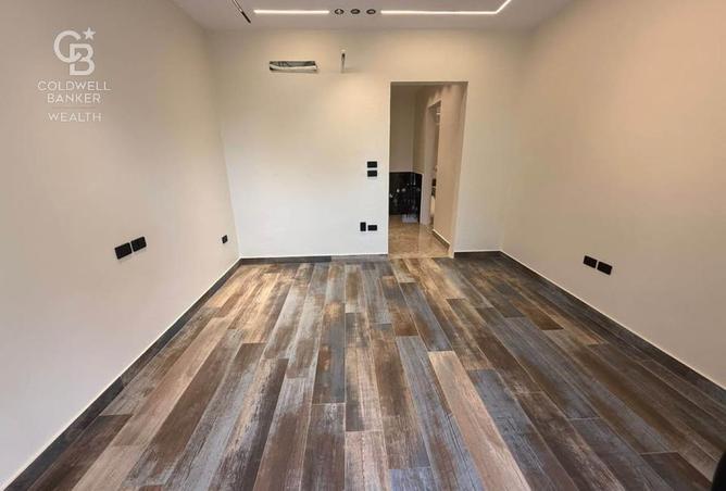 8567816 - Property Image 3