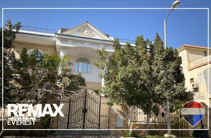 Apartment - 2 Bedrooms - 3 Bathrooms for sale in Yasmine District - 14th District - Sheikh Zayed City - Giza