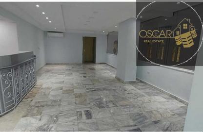Villa - Studio - 6 Bathrooms for sale in Heliopolis - Masr El Gedida - Cairo