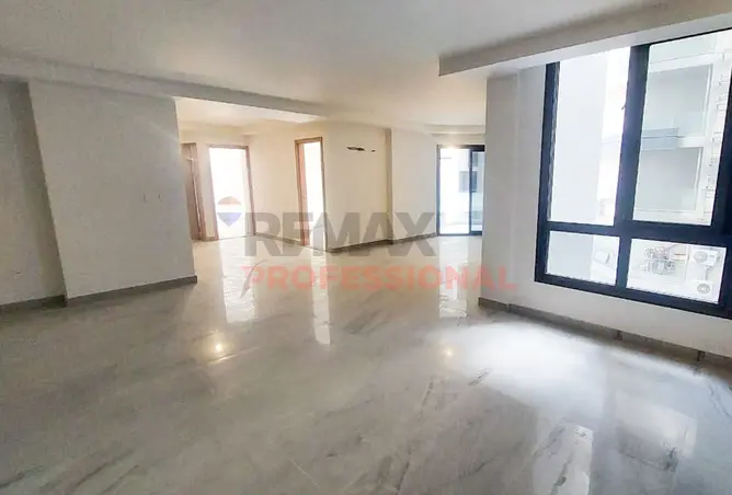 120240996 - Property Image 3
