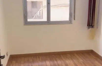 مساحات مكتبية - 4 غرف نوم - 2 حمامات للايجار في شارع شهداء المهندسين - المهندسين - الجيزة