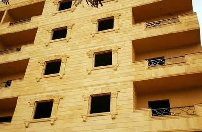 شقة - 3 غرف نوم - 1 حمام للبيع في البوابة الاولي - خوفو - حدائق الاهرام - الجيزة