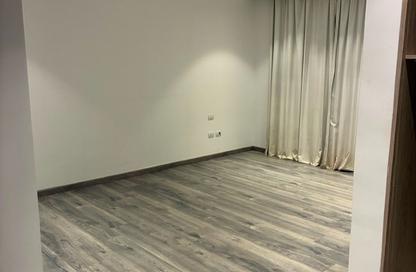 Penthouse - 3 Bedrooms - 4 Bathrooms for sale in Eastown - 5th Settlement Compounds - The 5th Settlement - New Cairo City - Cairo