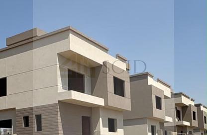 Villa - 3 Bedrooms - 3 Bathrooms for sale in Lake West - Sheikh Zayed Compounds - Sheikh Zayed City - Giza