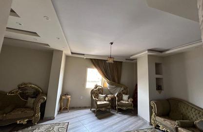 Apartment - 2 Bedrooms - 1 Bathroom for rent in Abou El Houl - New Cairo City - Cairo