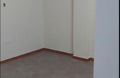Apartment - 3 - 1 for sale in Mamdouh Salem St.( Al Wehda ) - Gazirat Imbaba - Imbaba - Giza