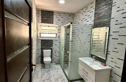 Apartment - 3 Bedrooms - 1 Bathroom for rent in South Lotus - El Lotus - New Cairo City - Cairo