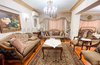 Apartment - 2 Bedrooms - 2 Bathrooms for sale in Mustafa Kamel - Hay Sharq - Alexandria
