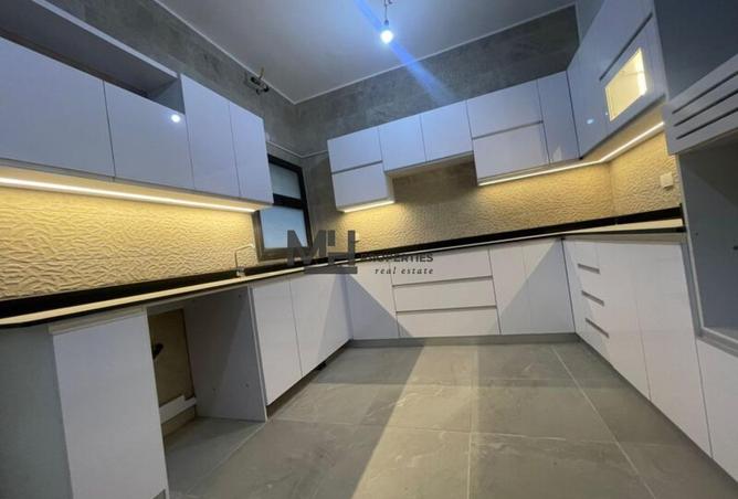 83684008 - Property Main Image