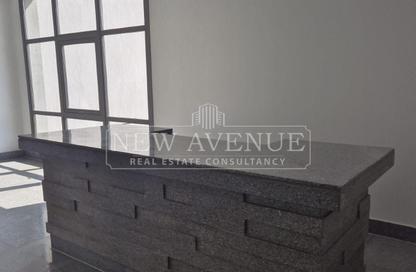 Clinic - Studio - 2 Bathrooms for rent in Dar Masr 2 - elandalus - South Teseen St. - The 5th Settlement - New Cairo City - Cairo