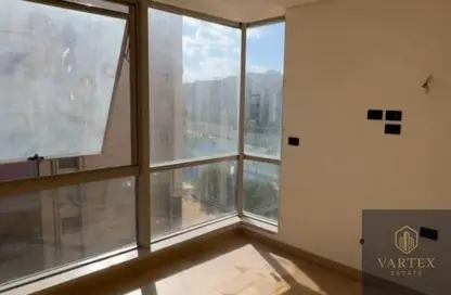 Apartment - 3 Bedrooms - 3 Bathrooms for rent in Galleria Moon Valley - South Investors Area - New Cairo City - Cairo