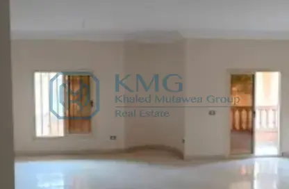 Apartment - 2 Bedrooms - 2 Bathrooms for rent in Gamal Abdel Nasser Axis - The 3rd Settlement - New Cairo City - Cairo