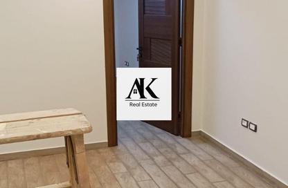 Office Space - 1 Bedroom - 1 Bathroom for rent in Hyde Park Business District Mall - South Teseen St. - The 5th Settlement - New Cairo City - Cairo