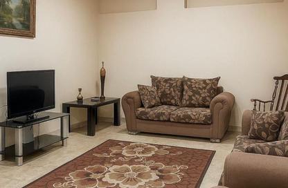 Apartment - 4 Bedrooms - 1 Bathroom for rent in Al Shouyfat St. - District 1 - The 5th Settlement - New Cairo City - Cairo