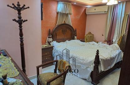 Apartment - 3 Bedrooms - 2 Bathrooms for sale in Al Sheikh Taha Al Dinary St. - Al Hadiqah Al Dawliyah - 7th District - Nasr City - Cairo